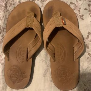 Rainbow Sandals size small 5.5-6
